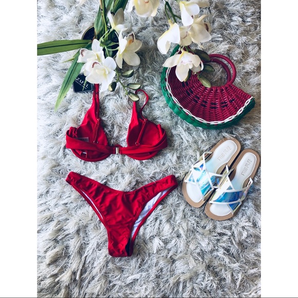 NWT ‘Aubree’ Bikini - Picture 3 of 6